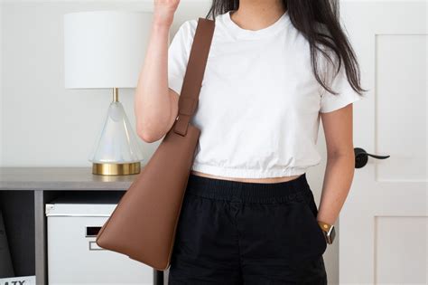 everlane italian studio bag review.